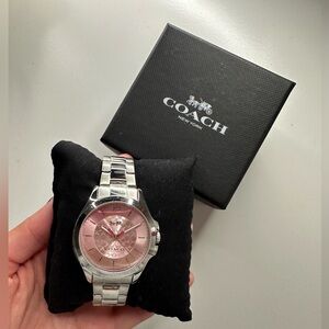 Women’s Coach Watch